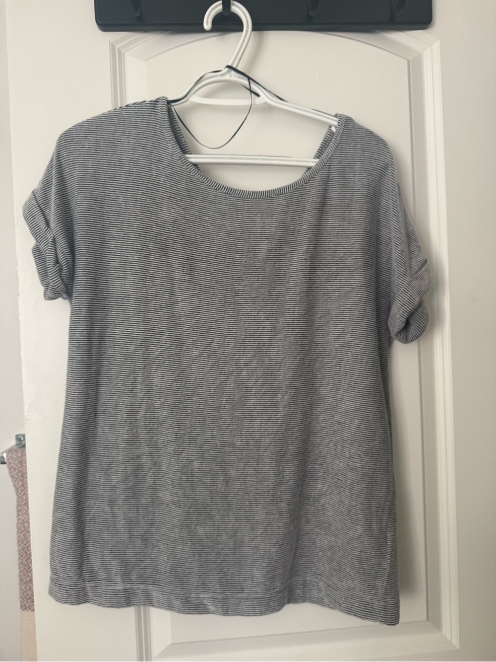 Women's Striped Short Sleeve Tee - Gray